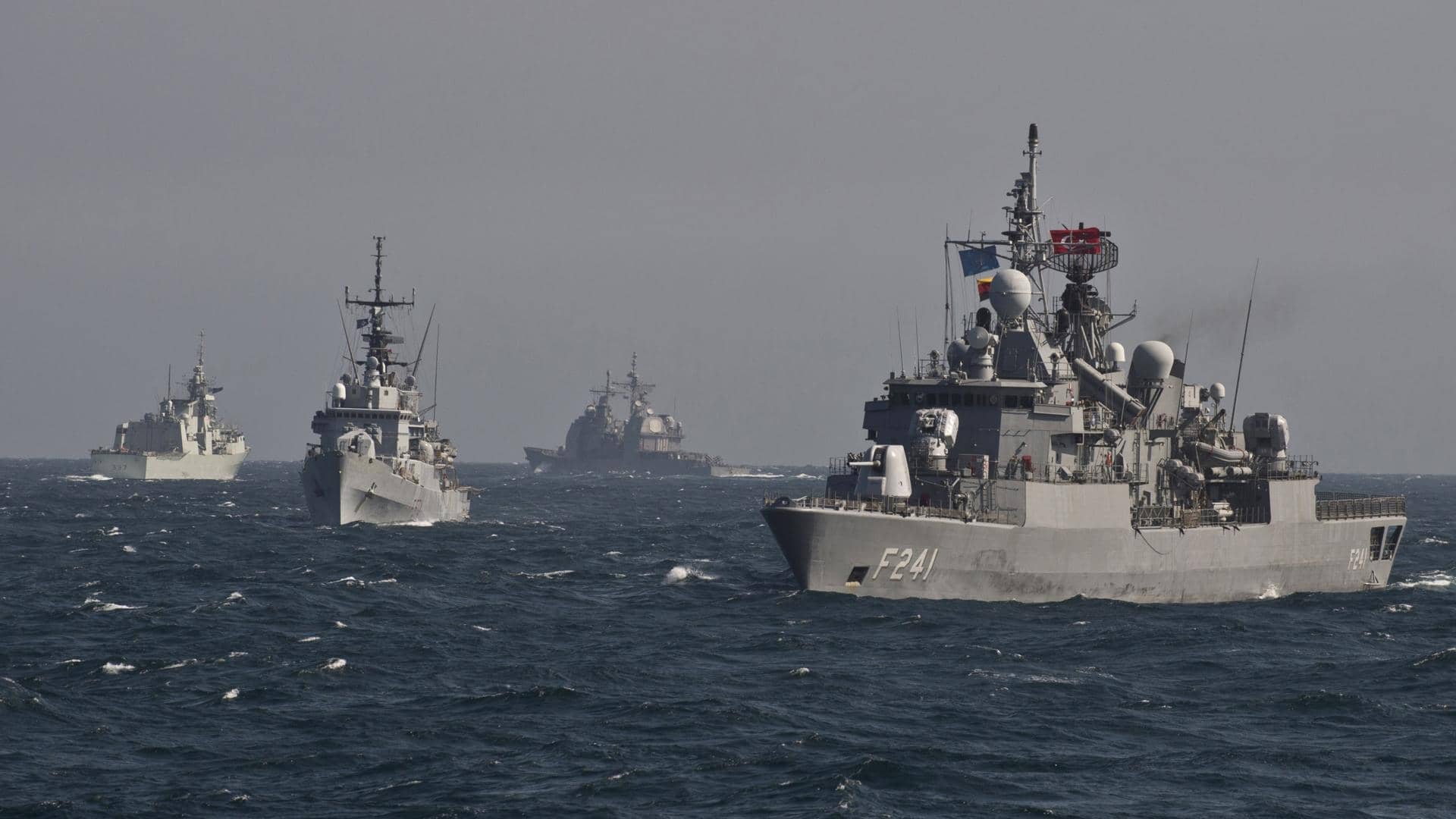 Permanentizarea-prezenței-militare-a-NATO-în-Marea-Neagră-criticată-de-Kremlin